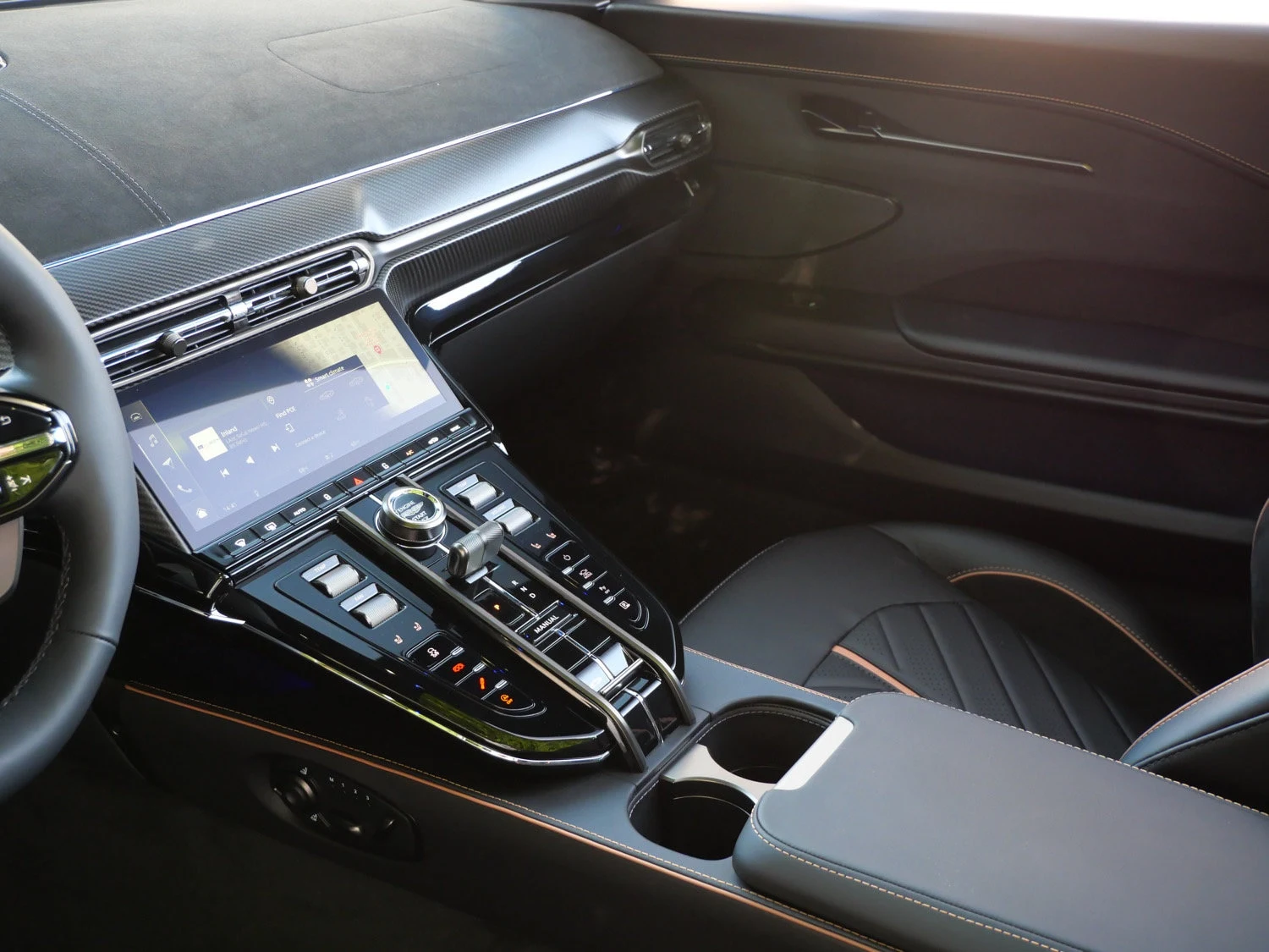 2026 Aston Martin Vantage S Roadster interior, Onyx Black - Semi Aniline