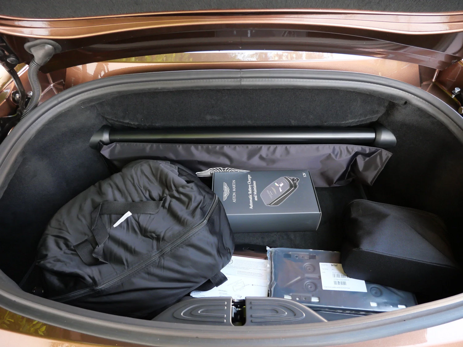 2026 Aston Martin Vantage S Roadster trunk