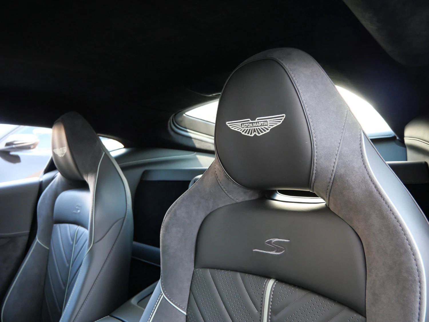 2026 Aston Martin Vantage S interior, seats, Phantom Grey - Semi Aniline