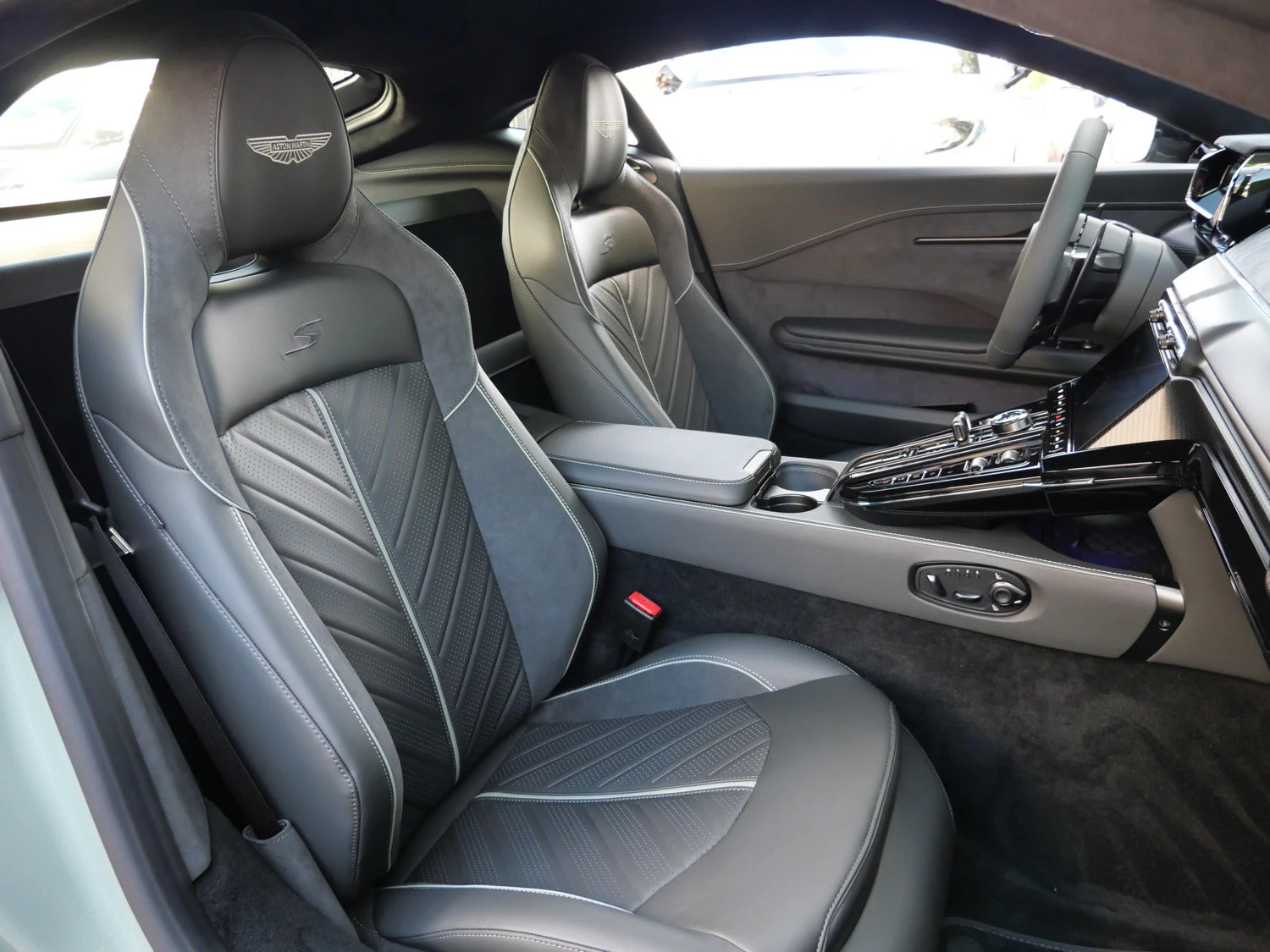 2026 Aston Martin Vantage S interior, seats, Phantom Grey - Semi Aniline