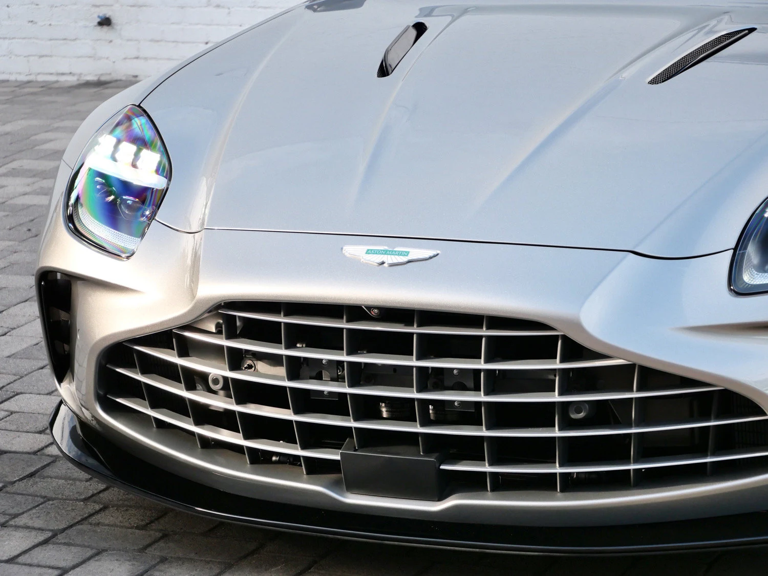 2026 Aston Martin Vantage S for sale, exterior, Silver
