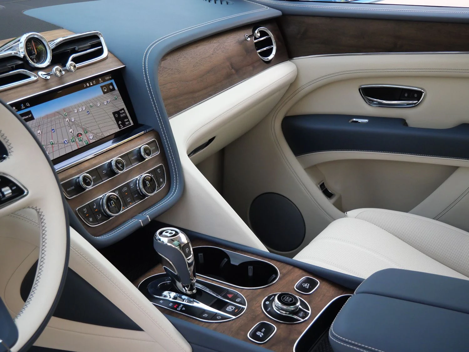 2026 Bentley Bentayga V8 interior, Linen