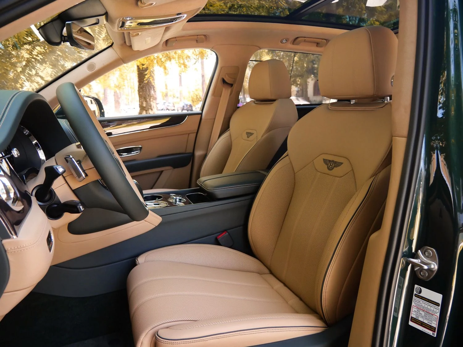 2026 Bentley Bentayga Hybrid interior, seats, Camel