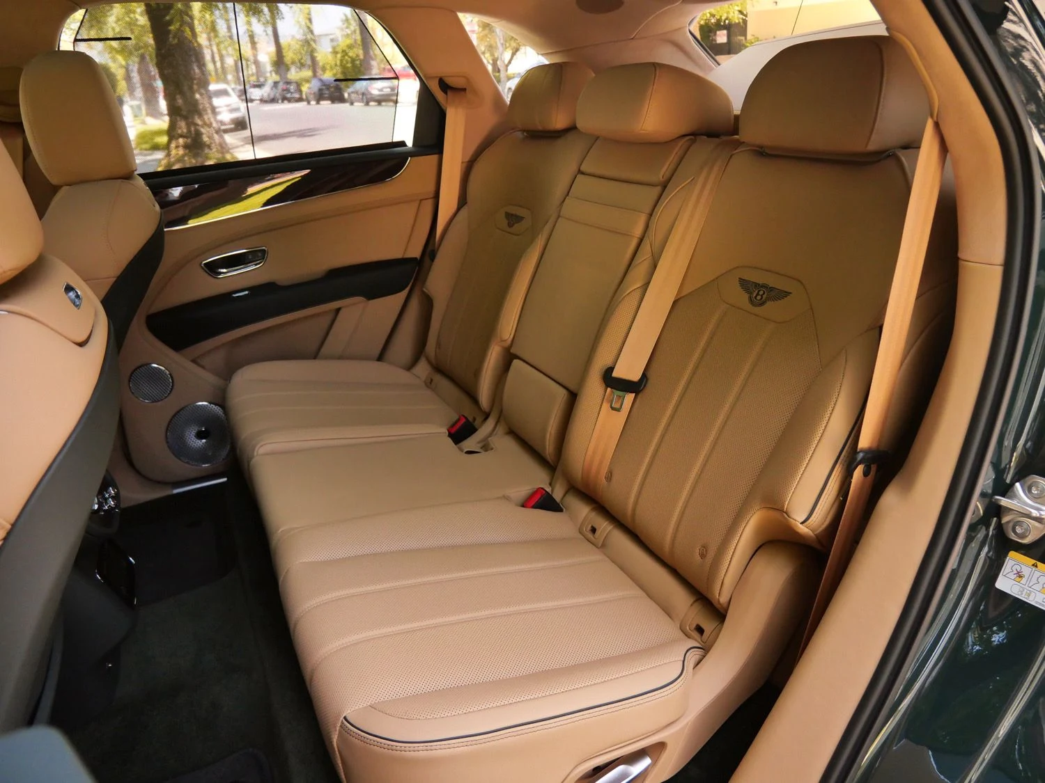 2026 Bentley Bentayga Hybrid interior, seats, Camel