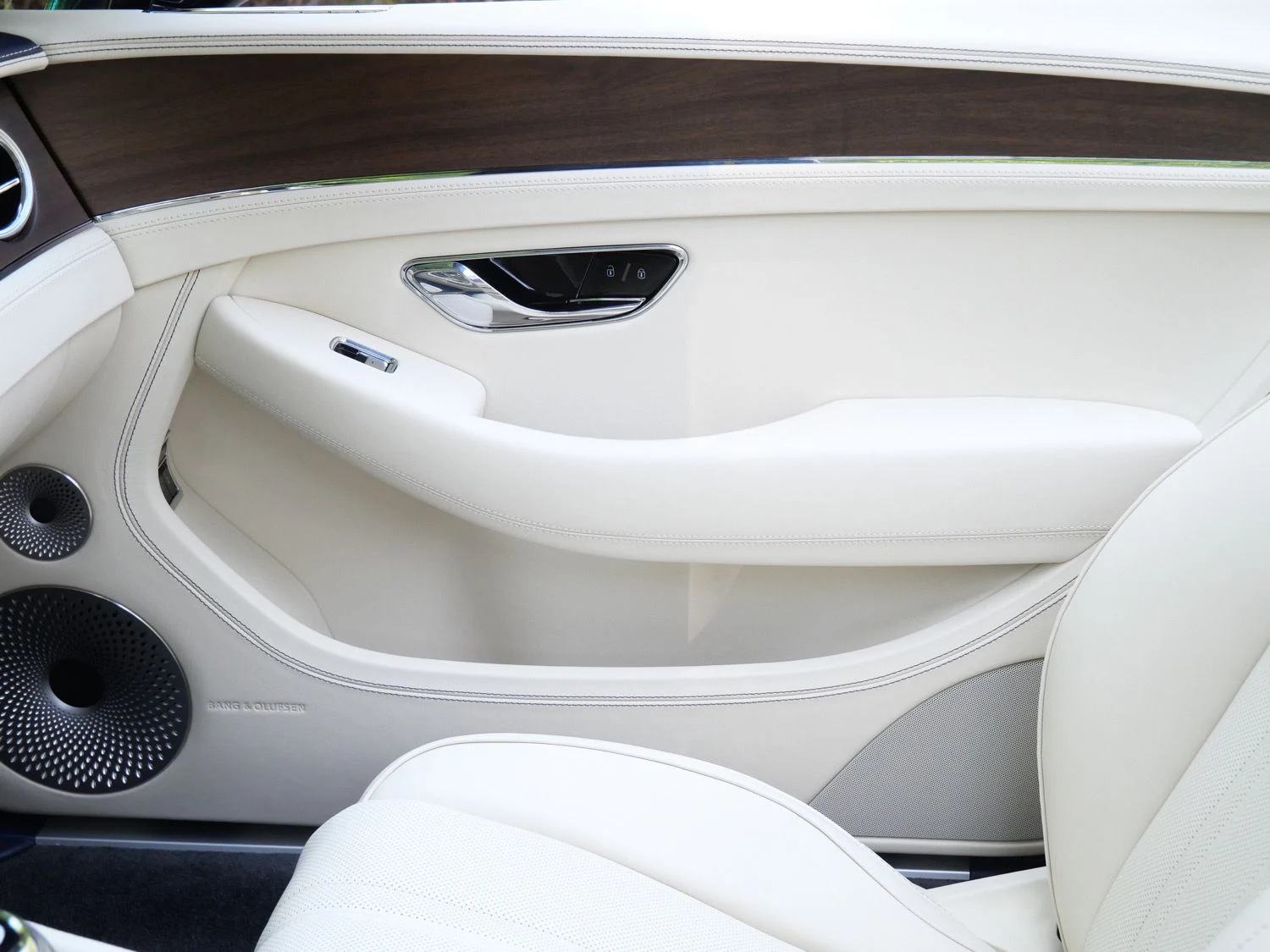 2026 Bentley Continental GTC interior, door panel, Linen