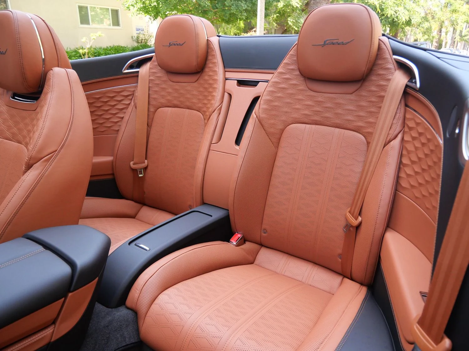 2026 Bentley Continental GTC Speed interior, seats, Saddle