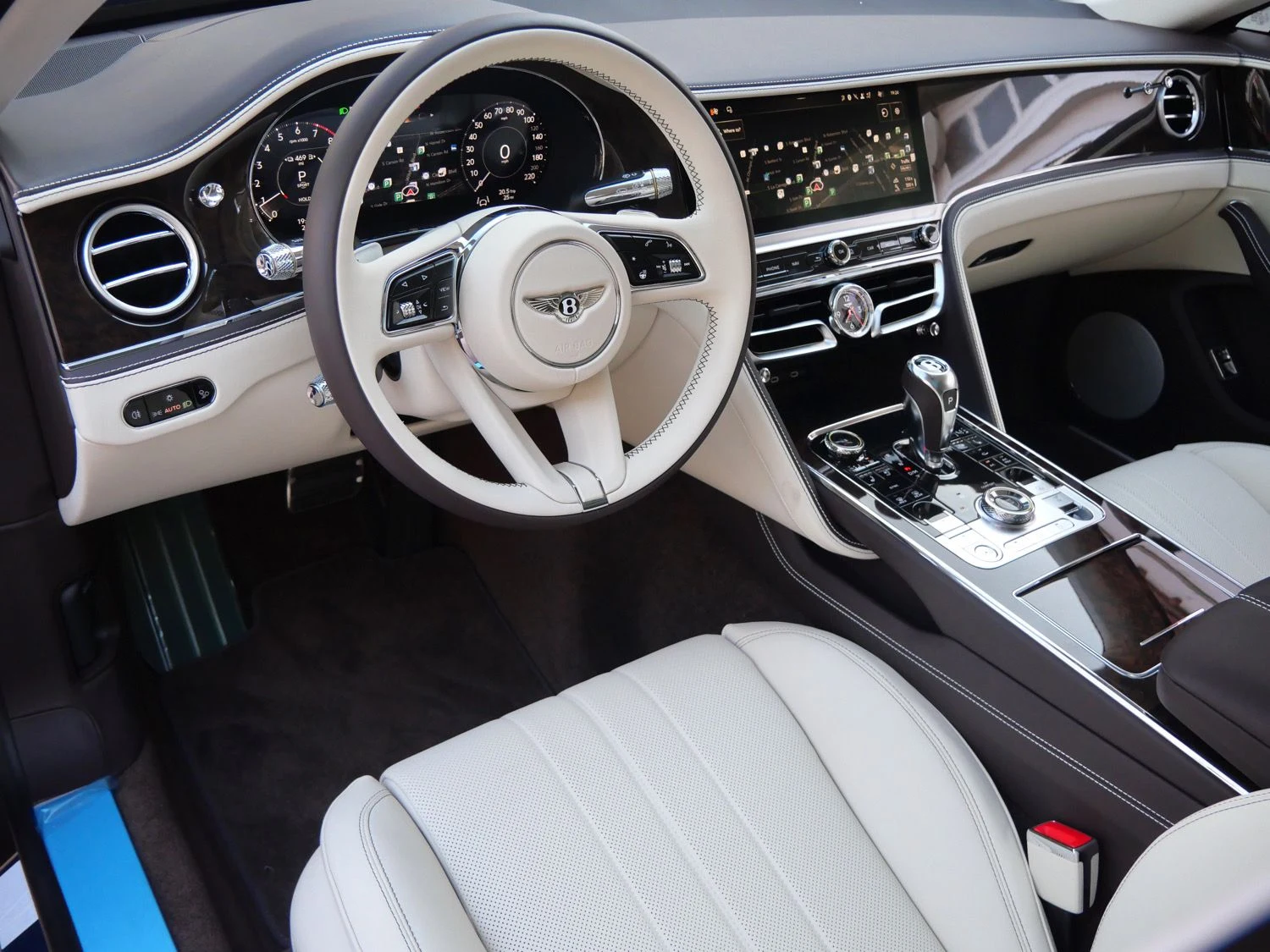 2026 Bentley Flying Spur interior, dashboard, Linen