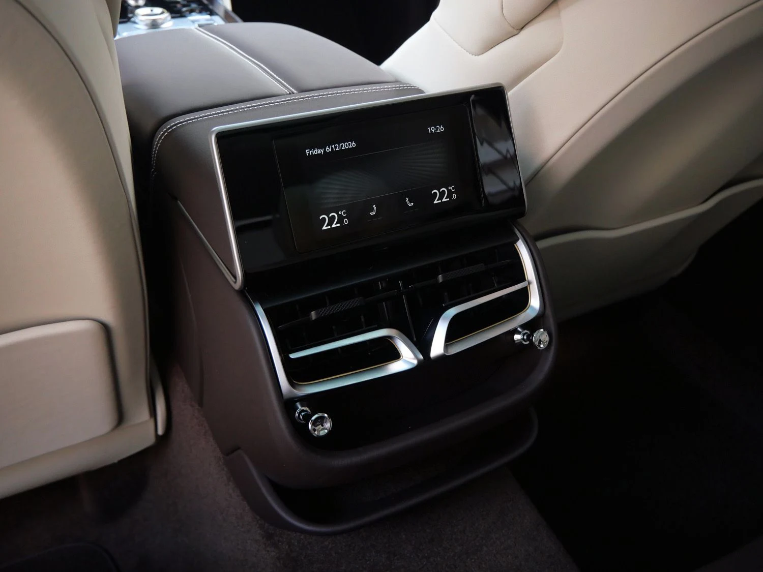 2026 Bentley Flying Spur interior, Linen
