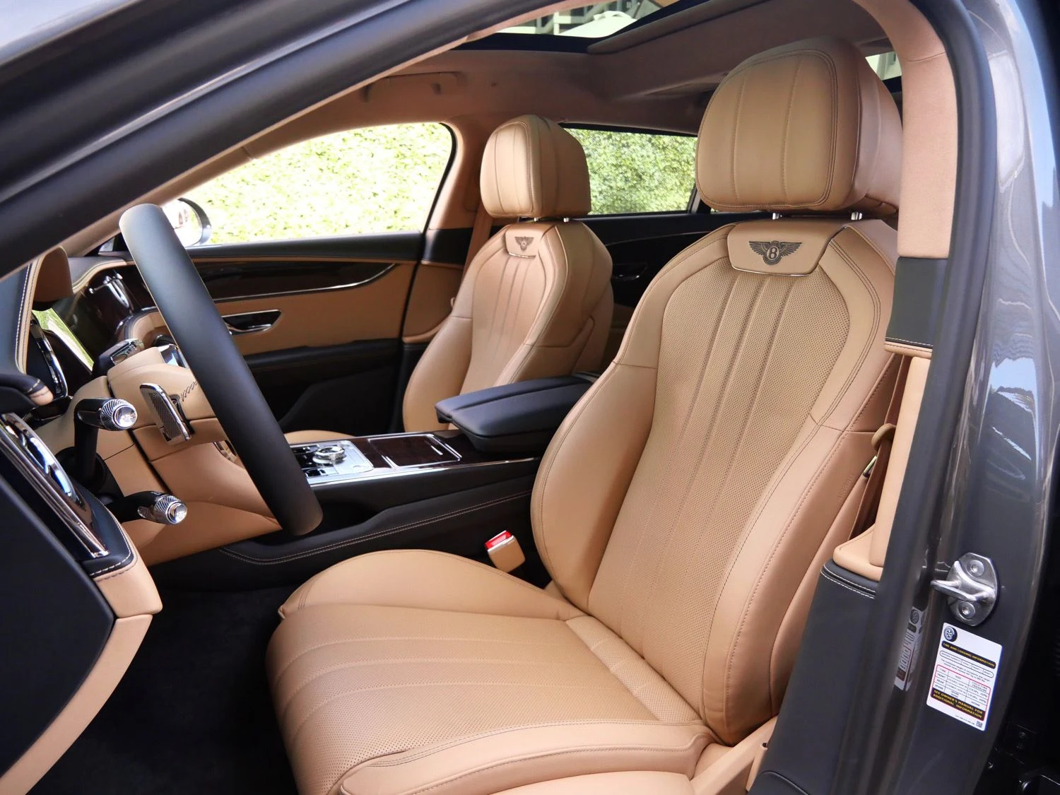 2026 Bentley Flying Spur interior, seats, Camel