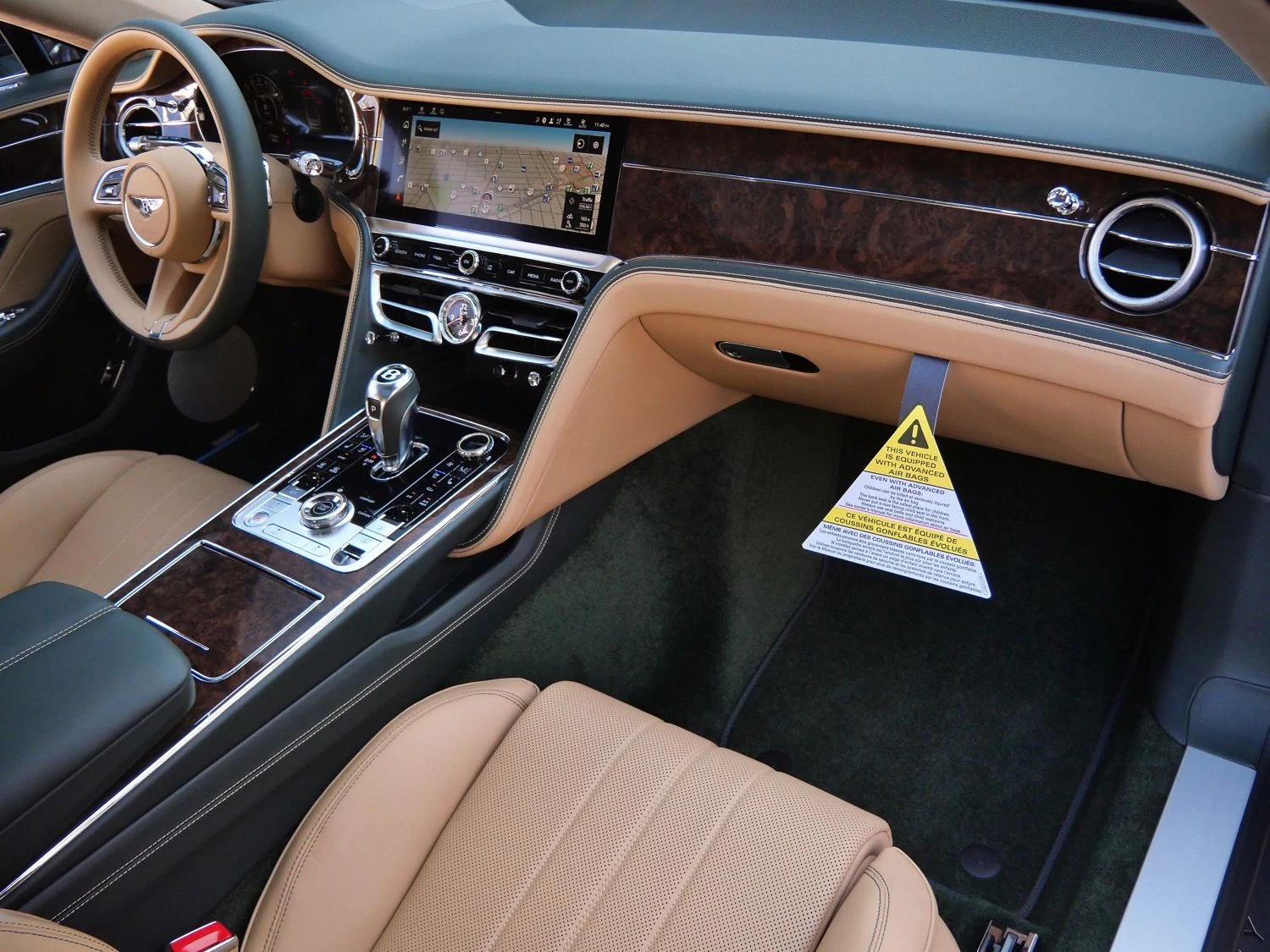 2026 Bentley Flying Spur interior, Saddle