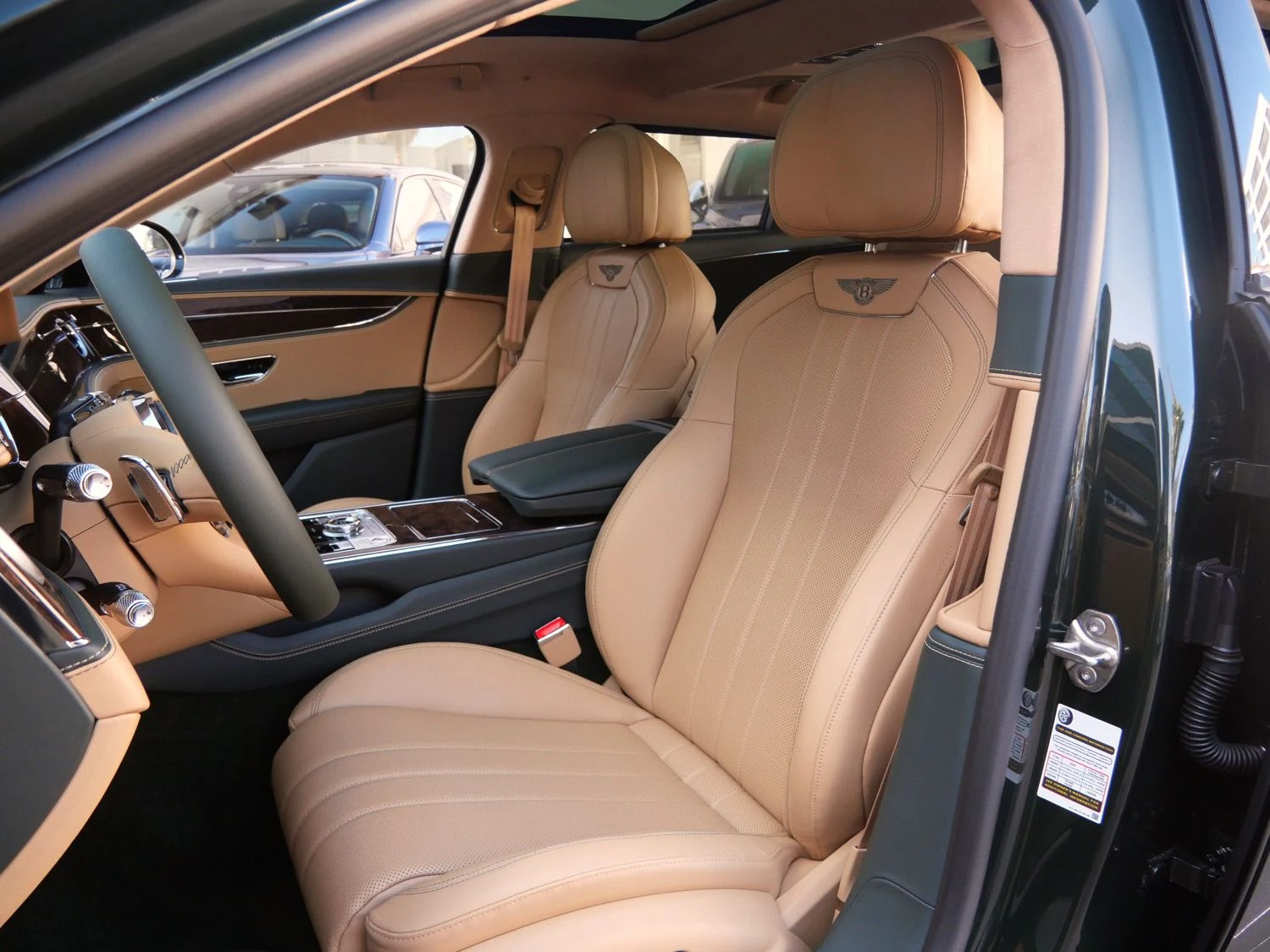 2026 Bentley Flying Spur interior, seats, Saddle