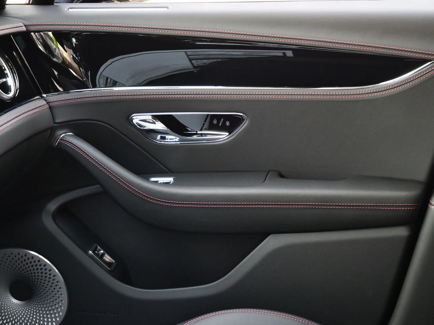 2026 Bentley Flying Spur interior, door panel, Beluga