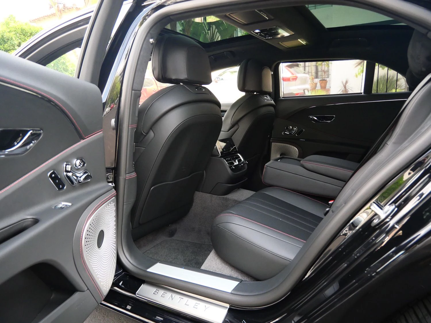 2026 Bentley Flying Spur interior, seats, Beluga