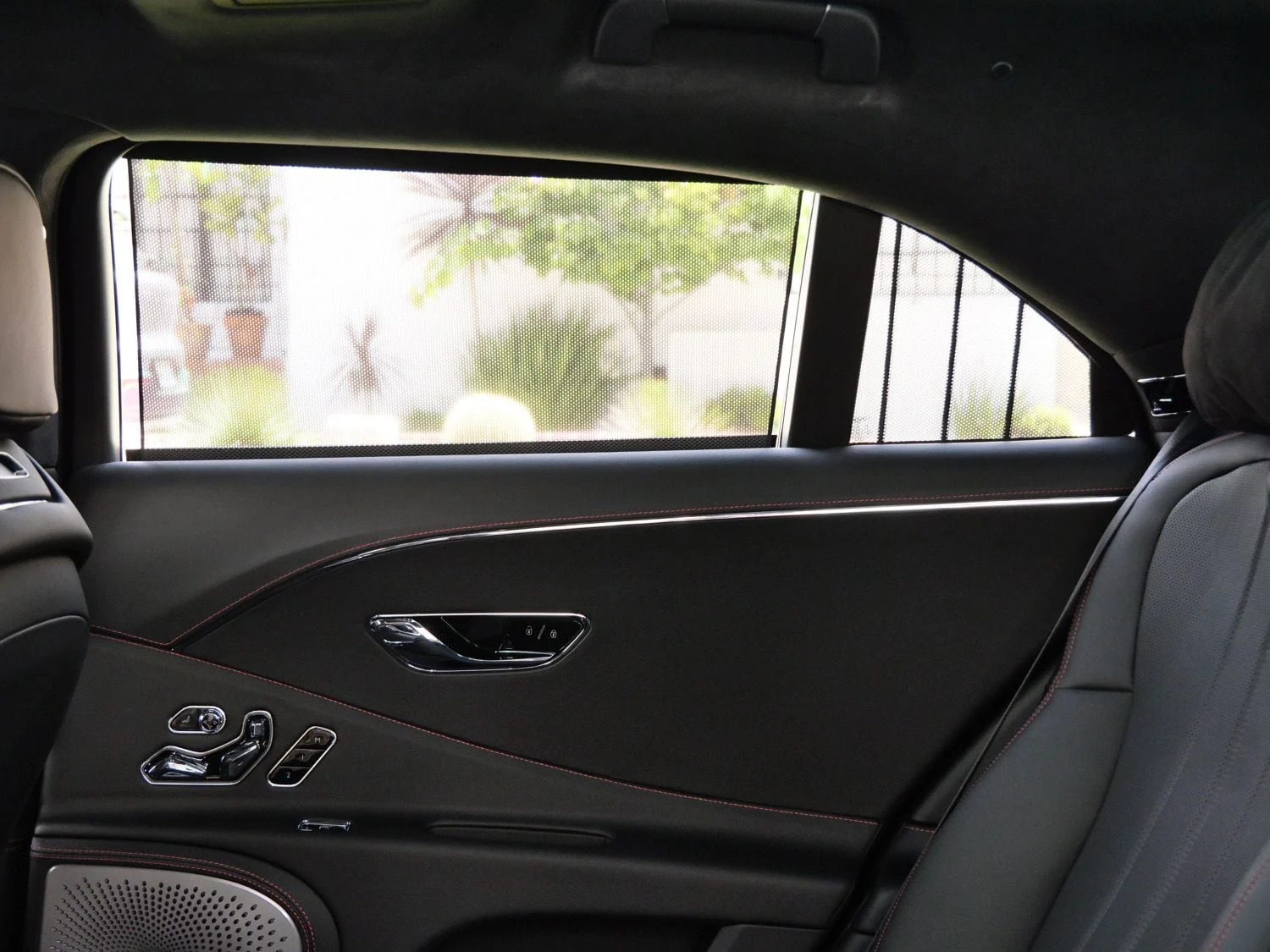 2026 Bentley Flying Spur interior, door panel, Beluga