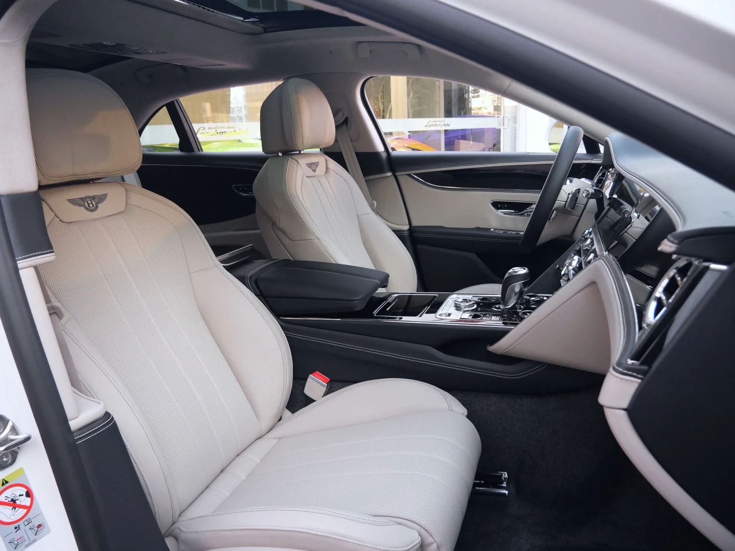 2026 Bentley Flying Spur interior, seats, Portland