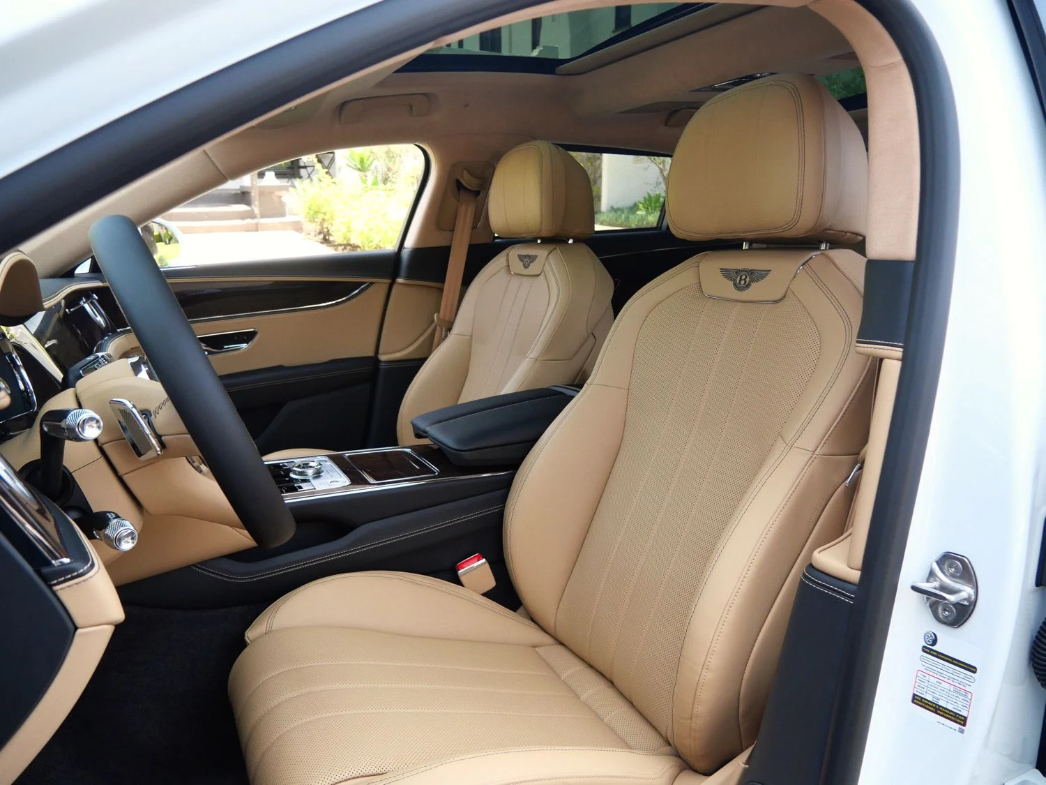 2026 Bentley Flying Spur interior, seats, Camel