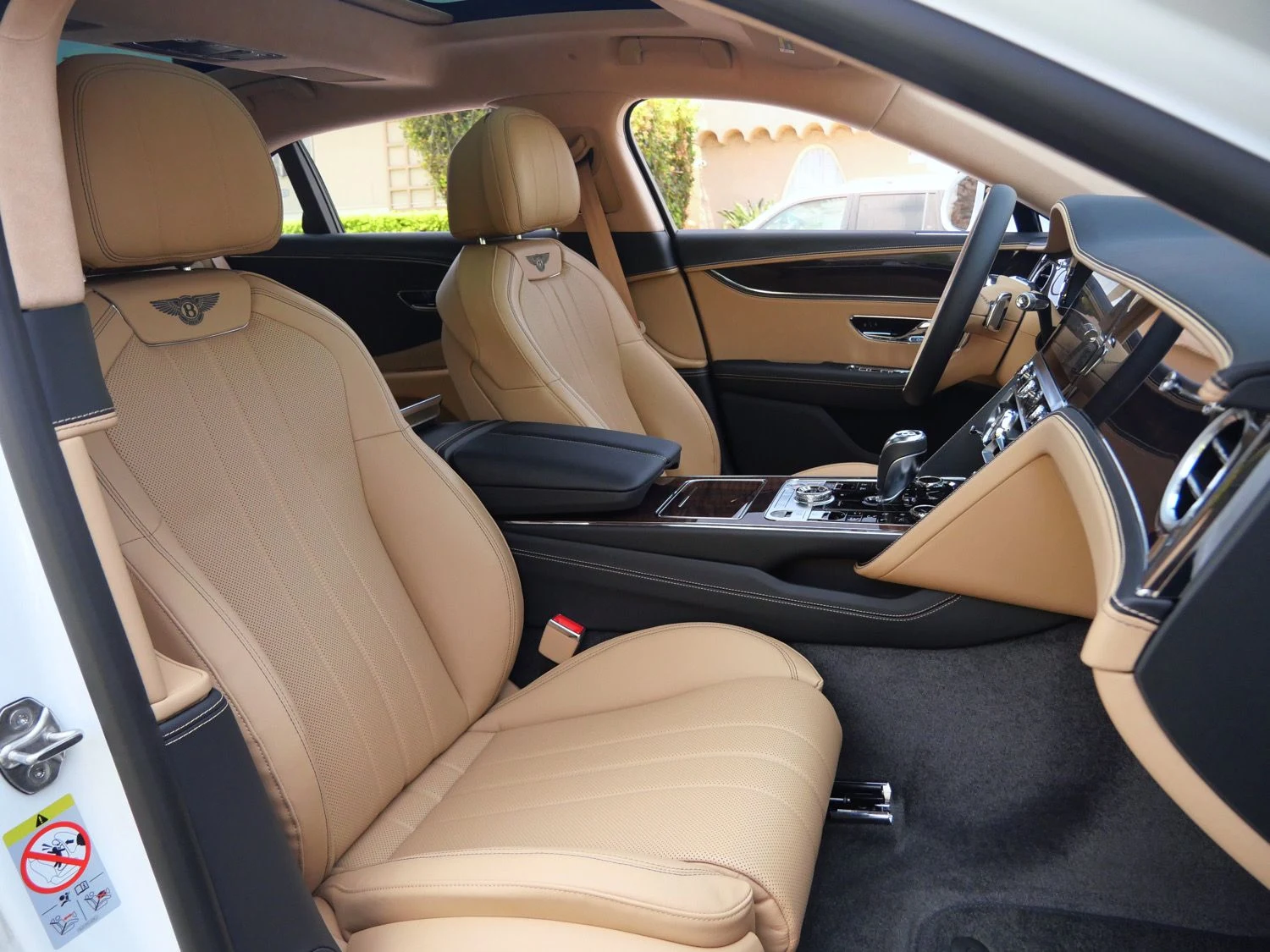 2026 Bentley Flying Spur interior, seats, Camel