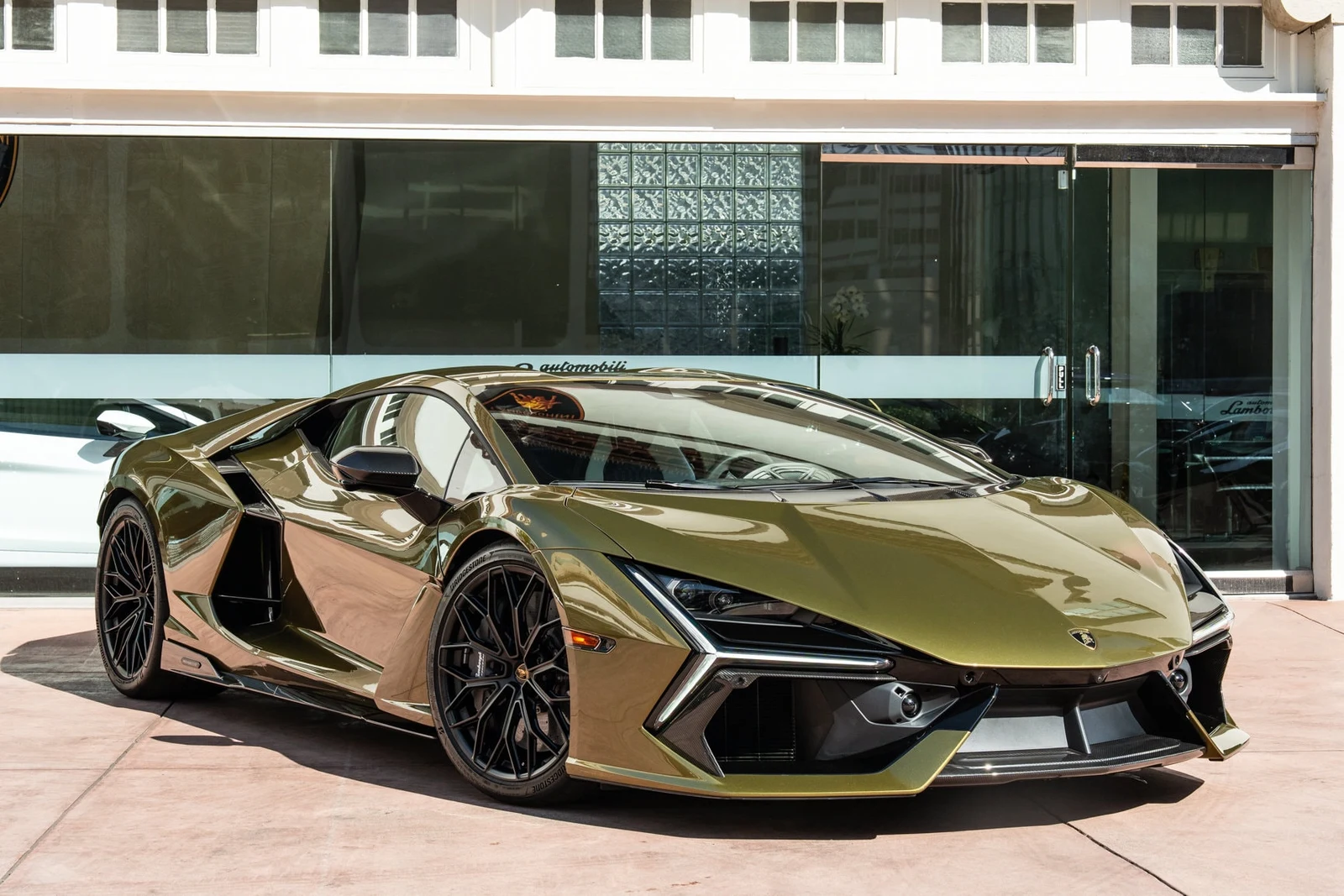 2026 Lamborghini Revuelto for sale, exterior, Green