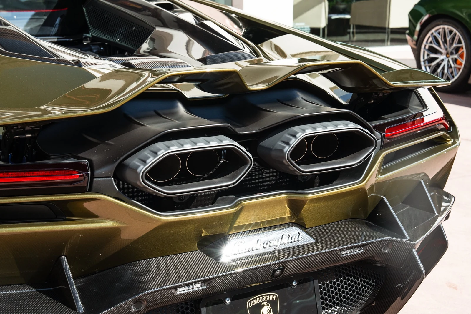 2026 Lamborghini Revuelto for sale, exterior, Green