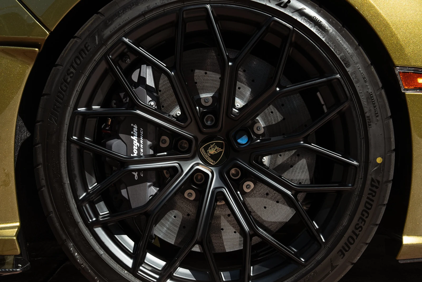 2026 Lamborghini Revuelto wheel