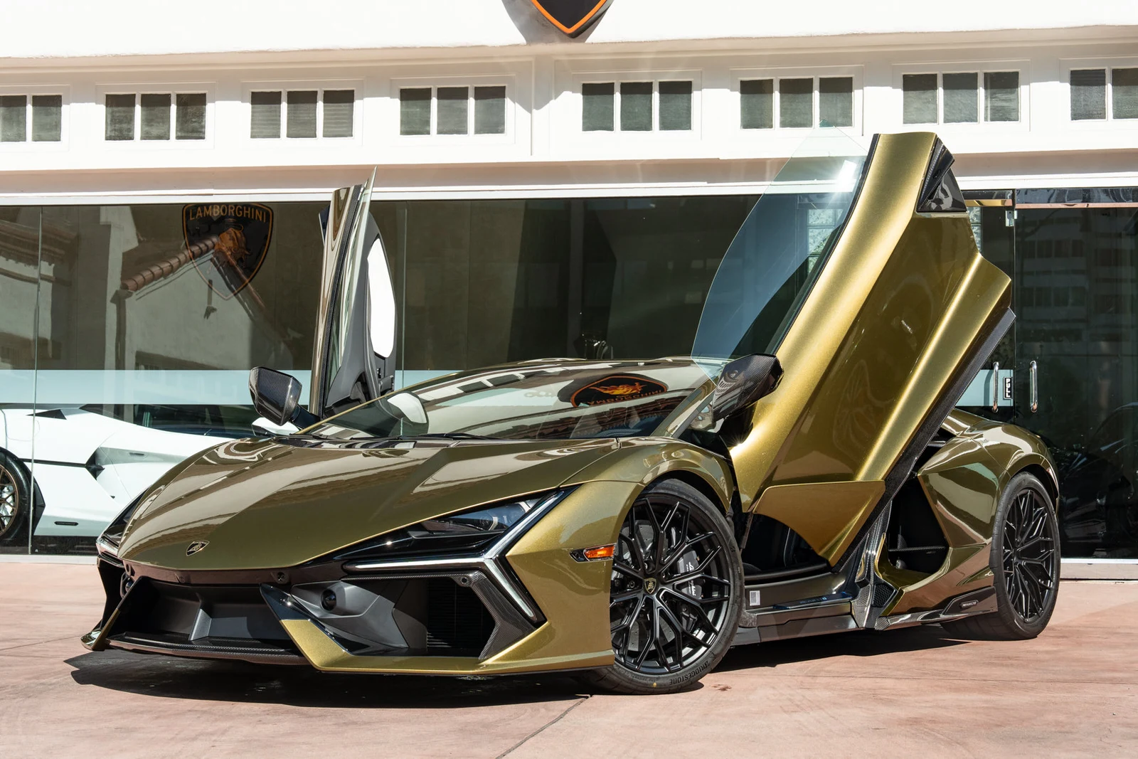 2026 Lamborghini Revuelto for sale, exterior, Green