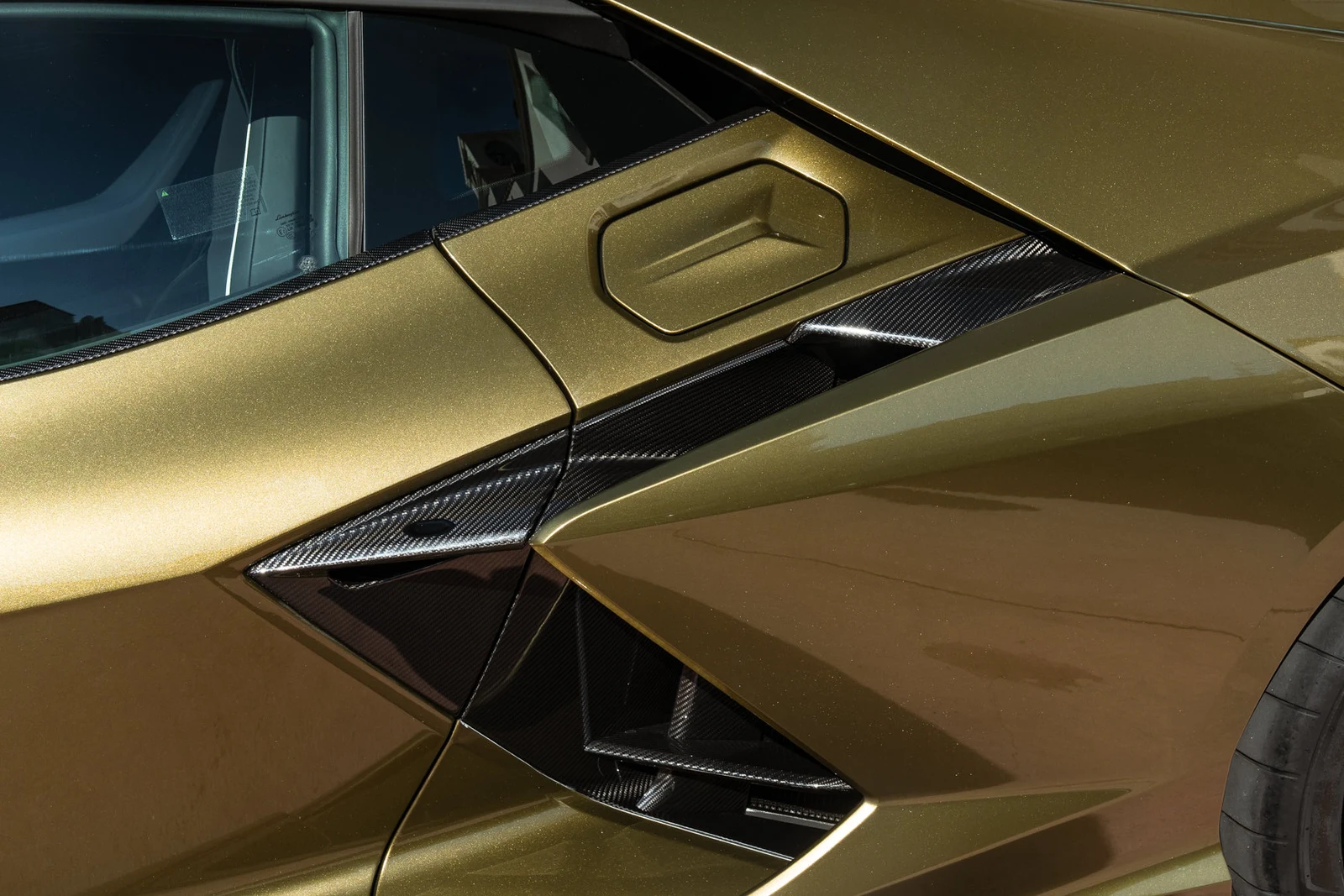 2026 Lamborghini Revuelto for sale, exterior, Green