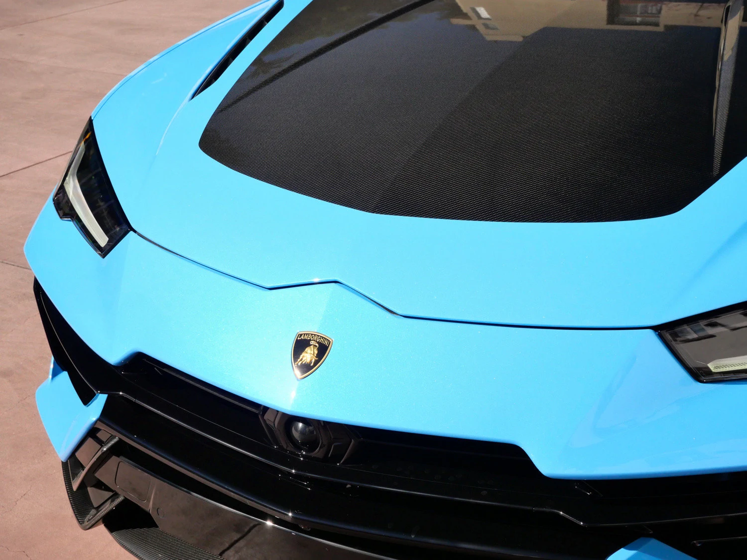 2024 Lamborghini Urus Performante for sale, exterior, Blue