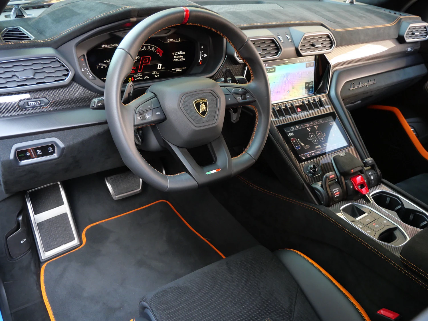 2024 Lamborghini Urus Performante interior, dashboard, Nero Cosmus/Arancio Leonis