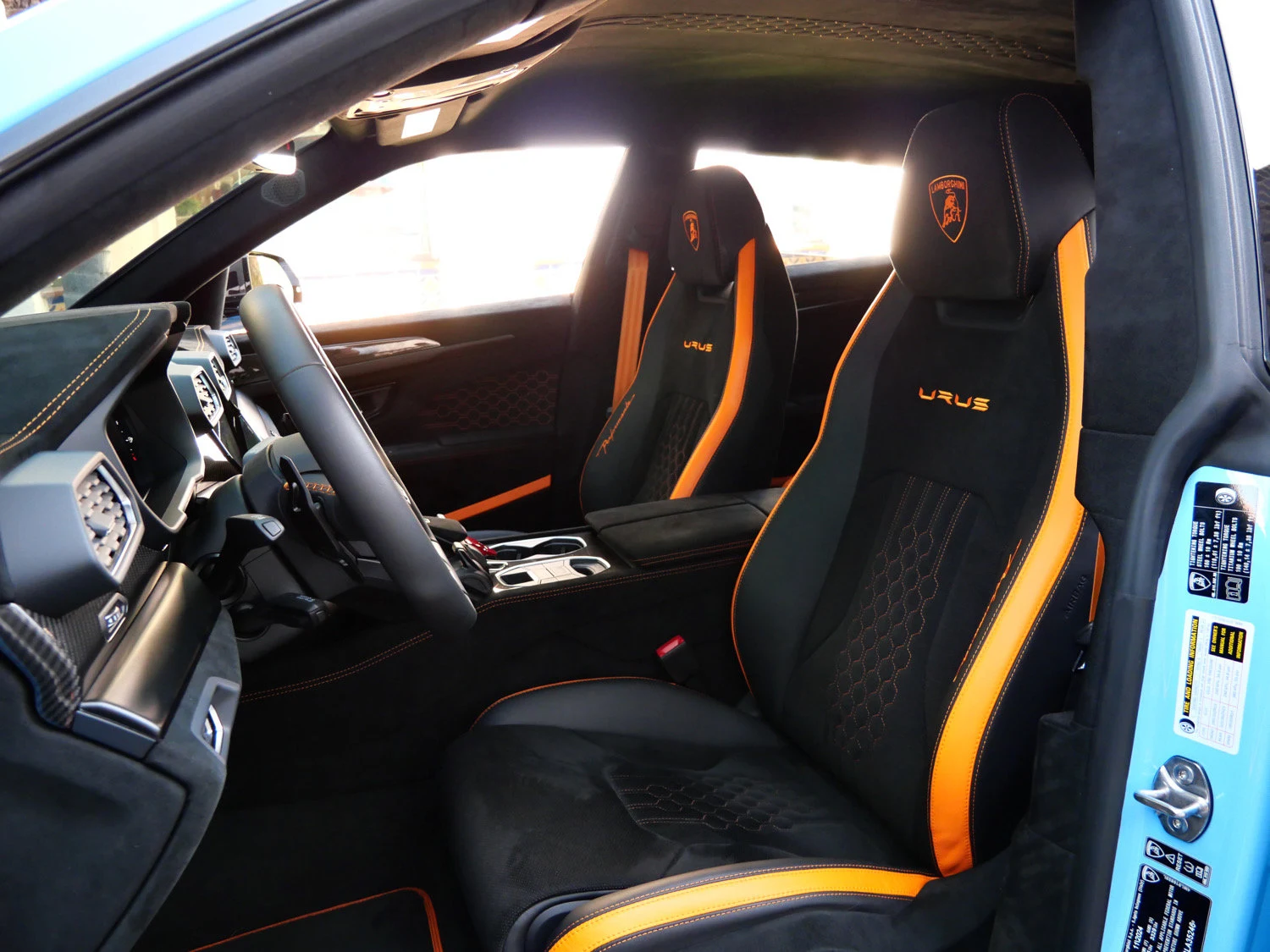 2024 Lamborghini Urus Performante interior, seats, Nero Cosmus/Arancio Leonis