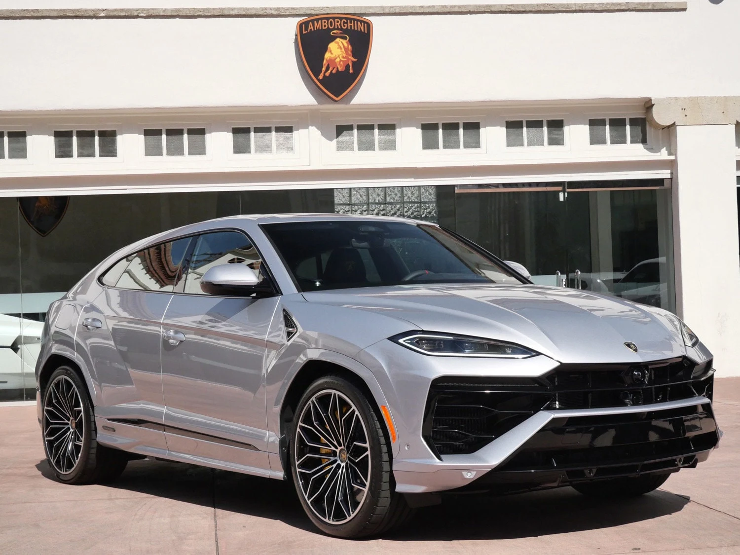 2026 Lamborghini Urus SE for sale in Beverly Hills, California