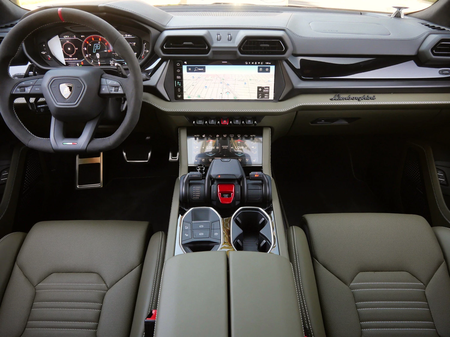 2026 Lamborghini Urus SE interior, Nero Ade