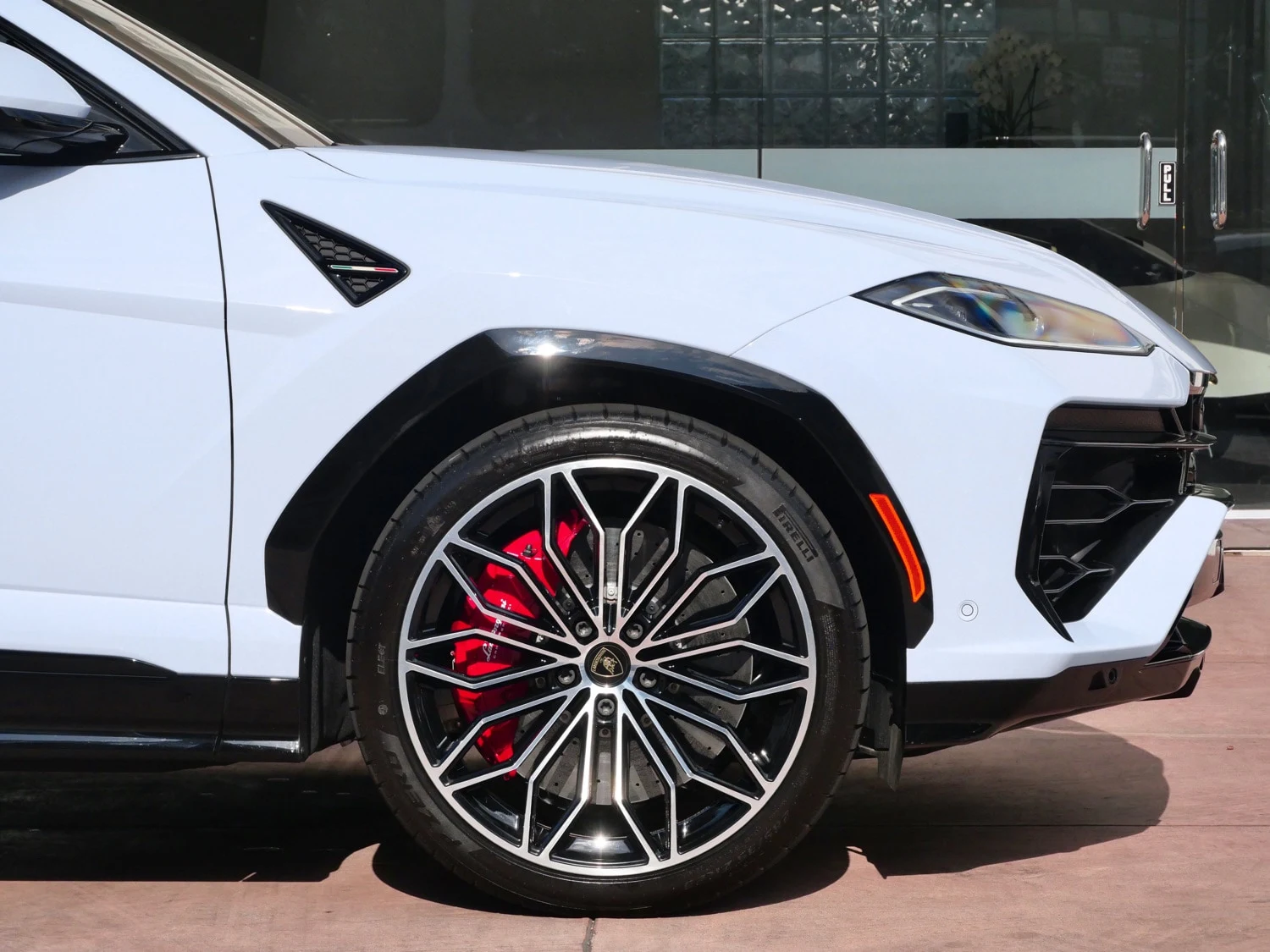 2026 Lamborghini Urus SE for sale, exterior, White