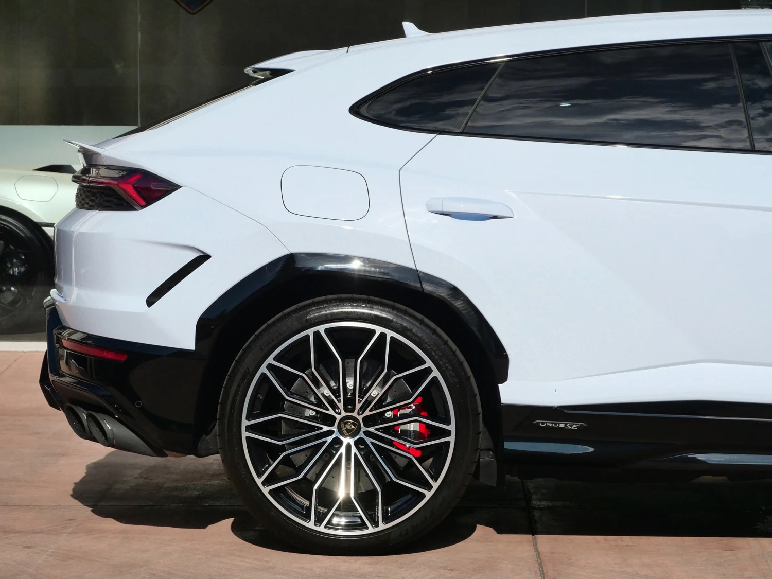2026 Lamborghini Urus SE for sale, exterior, White
