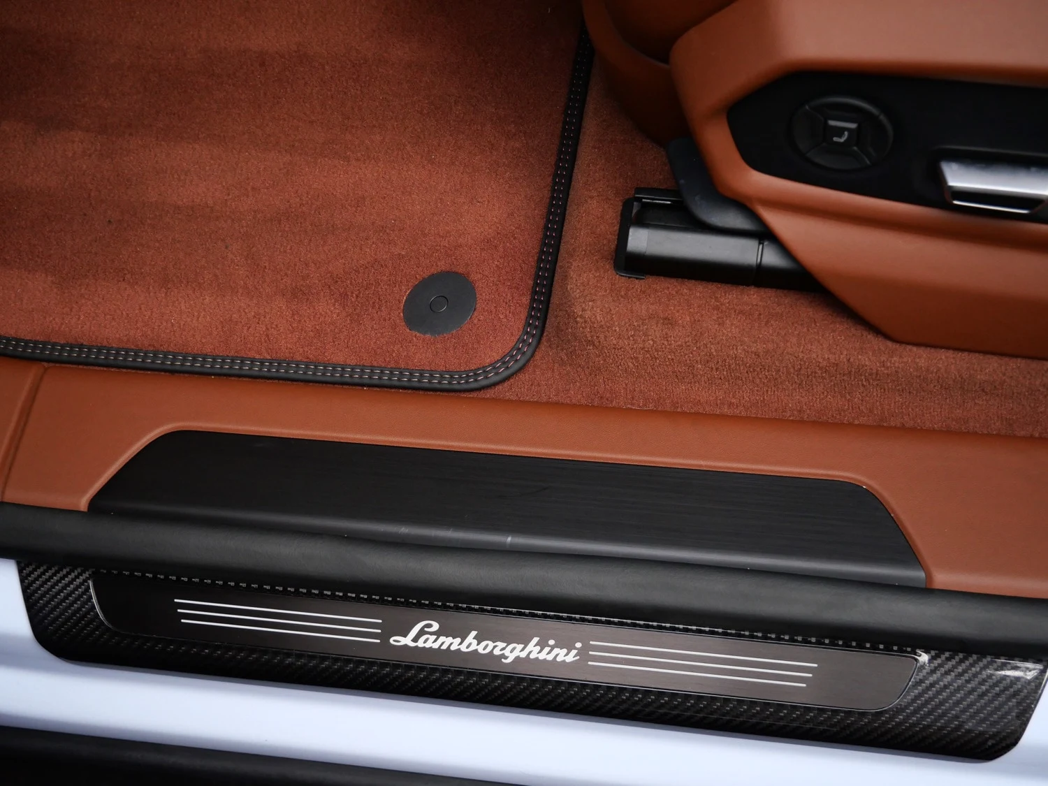 2026 Lamborghini Urus SE for sale, photo 18 of 28
