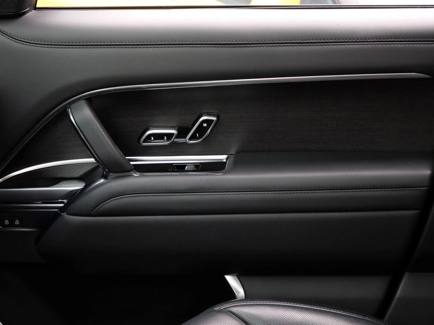 2024 Land Rover Range Rover Autobiography LWB interior, door panel, Ebony