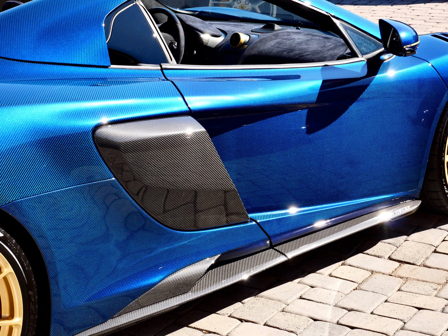 2016 McLaren 675LT Spider for sale, exterior, Blue