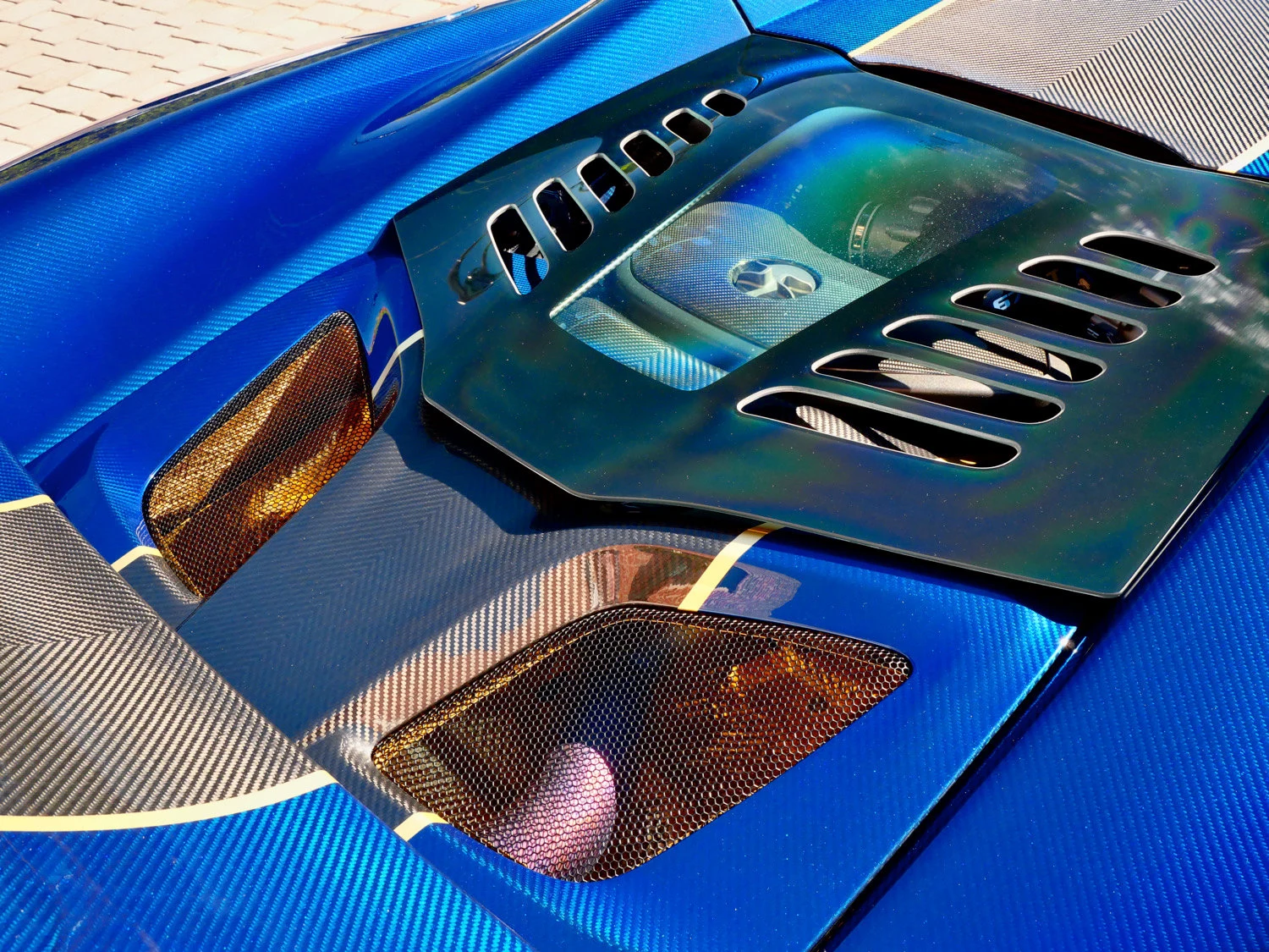 2016 McLaren 675LT Spider, detail