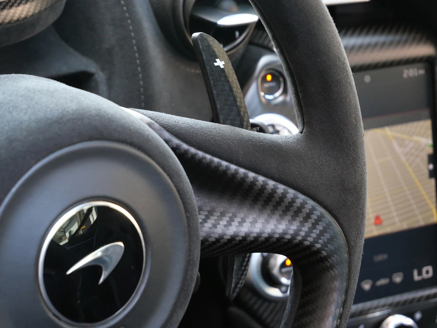 2020 McLaren 720S interior, steering wheel, Black