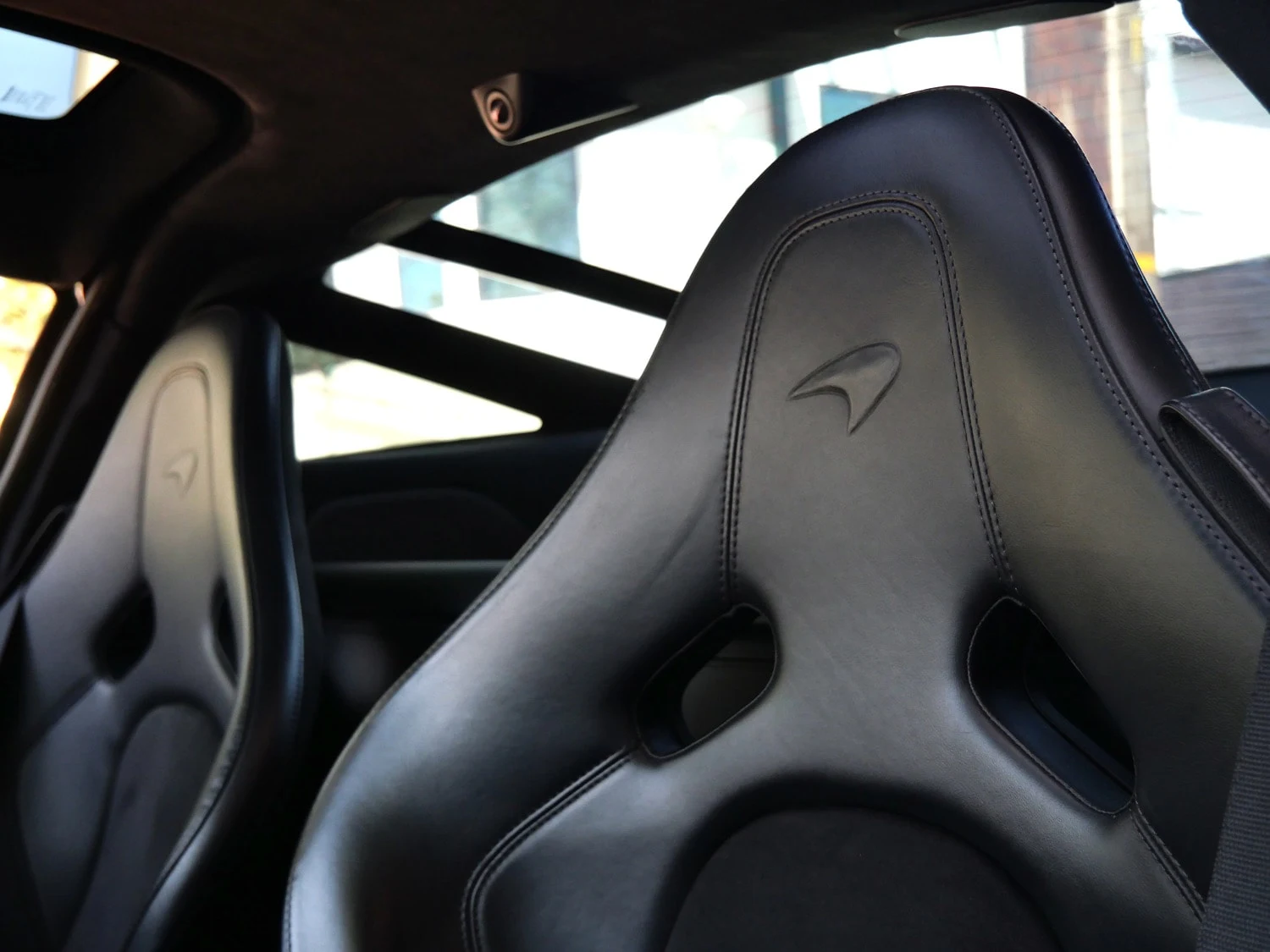 2020 McLaren 720S interior, seats, Black