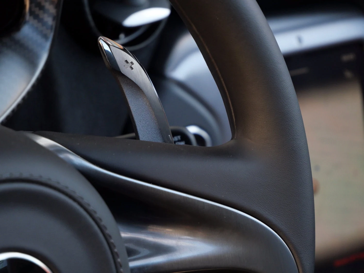 2024 McLaren 750S Spider interior, Carbon Black