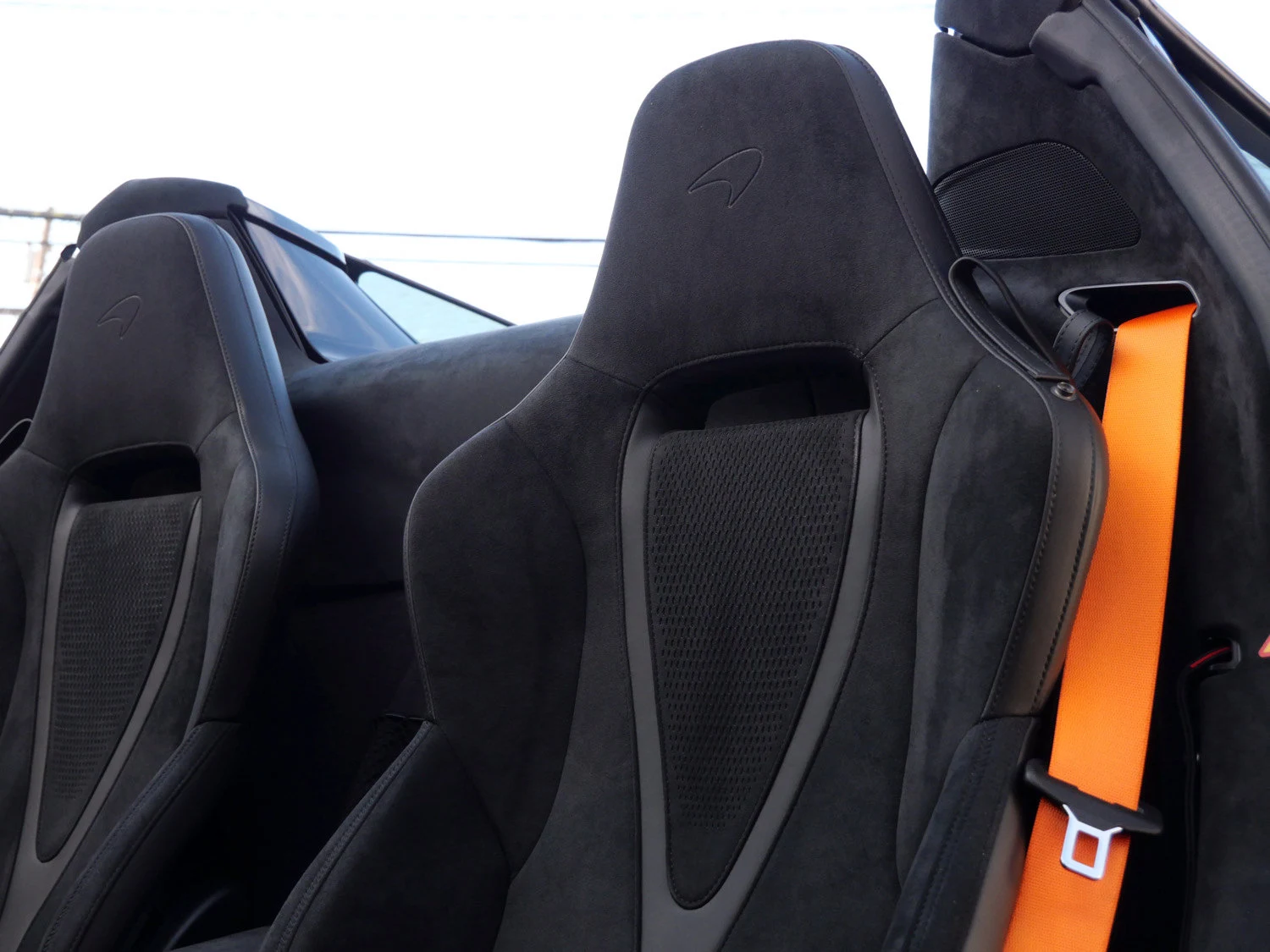 2024 McLaren 750S Spider interior, seats, Carbon Black