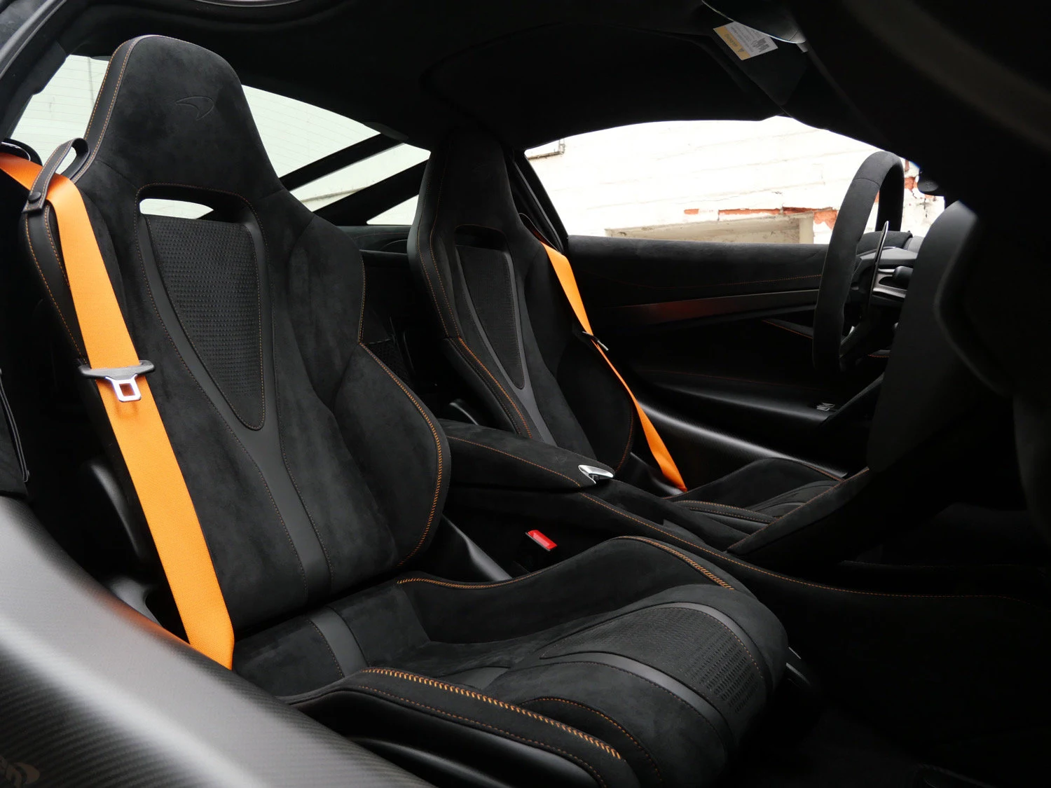 2024 McLaren 750S interior, seats, Carbon Black