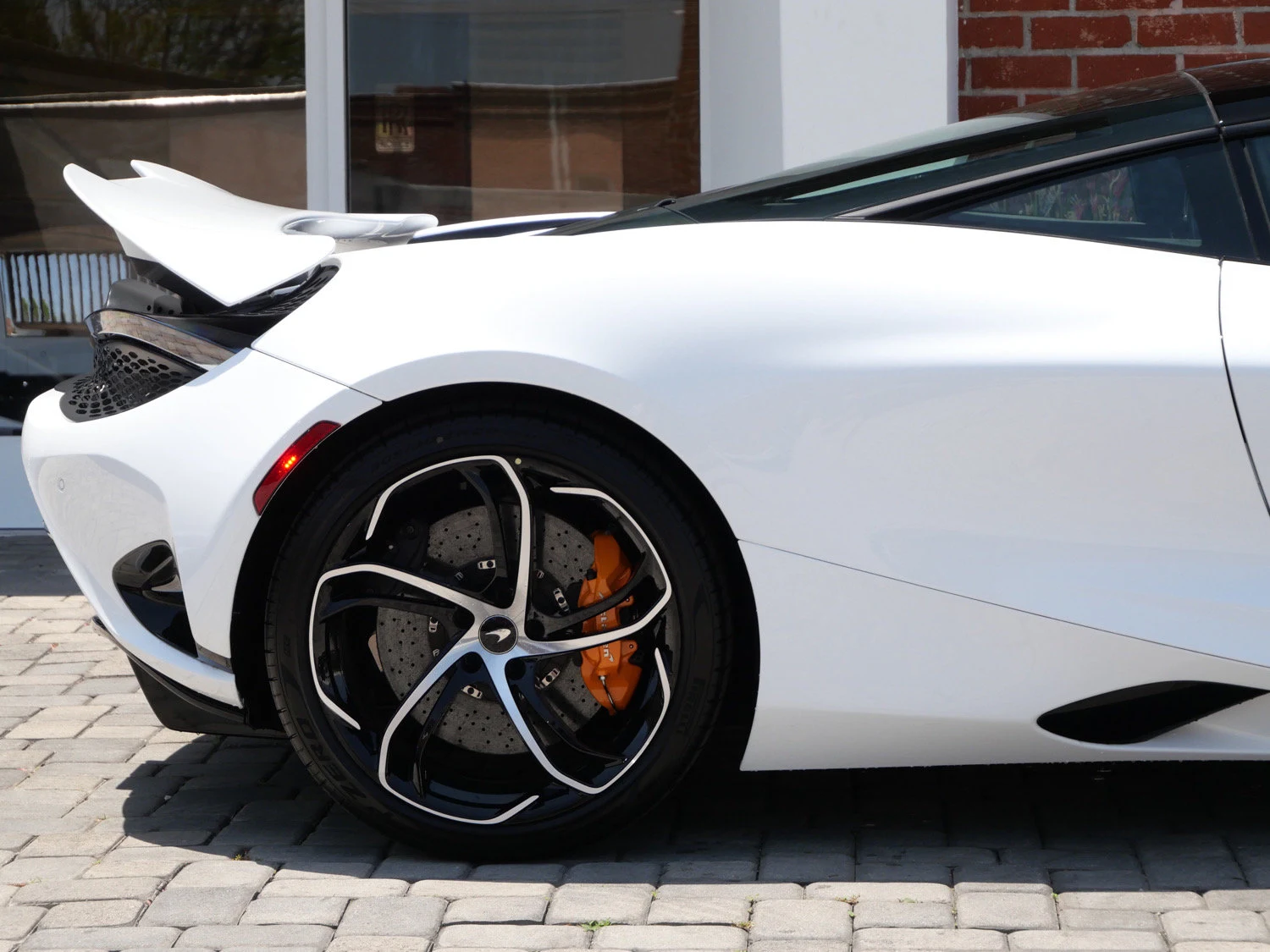 2024 McLaren 750S for sale, exterior, White