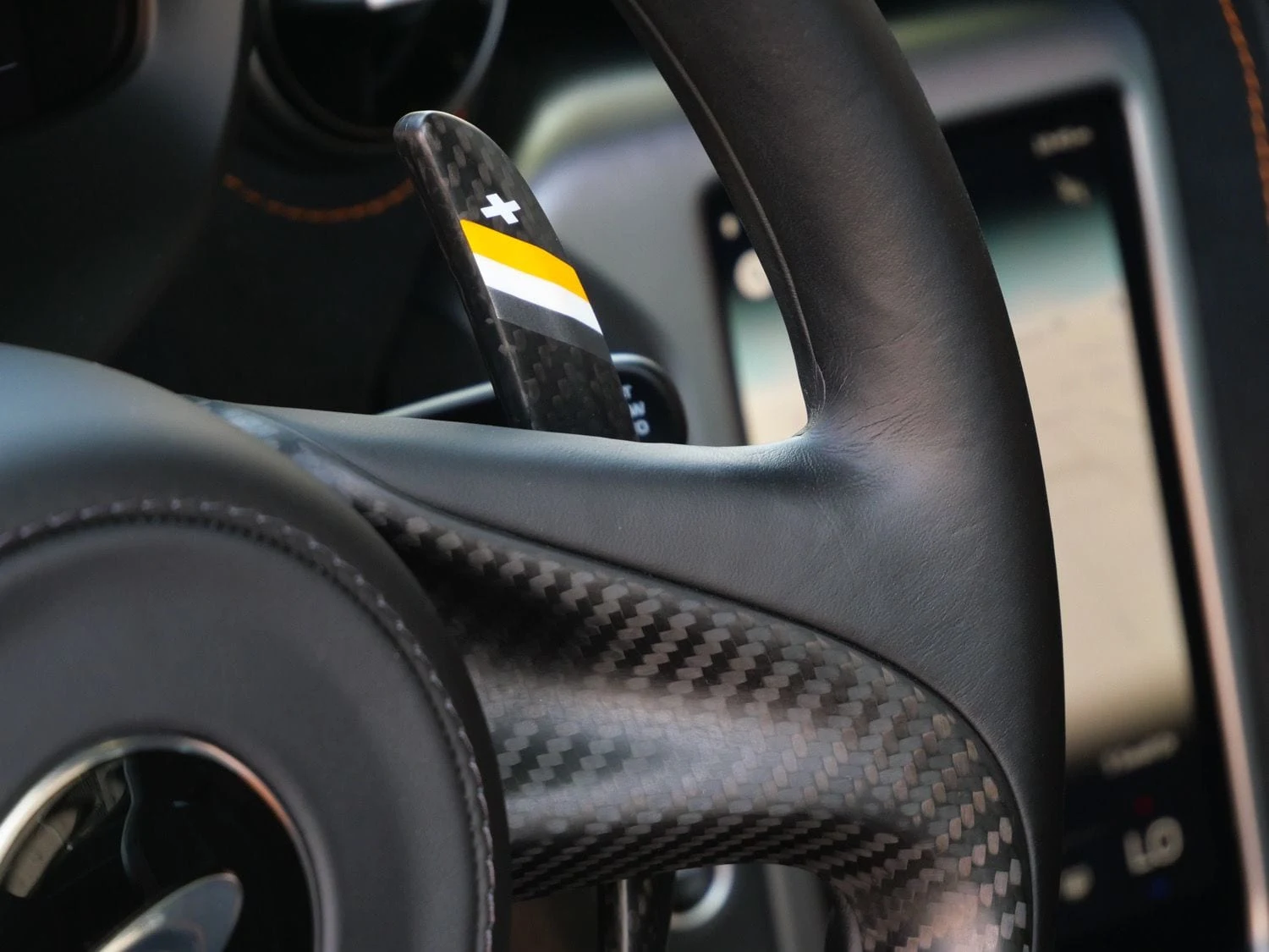 2025 McLaren 750S interior, steering wheel, Carbon Black
