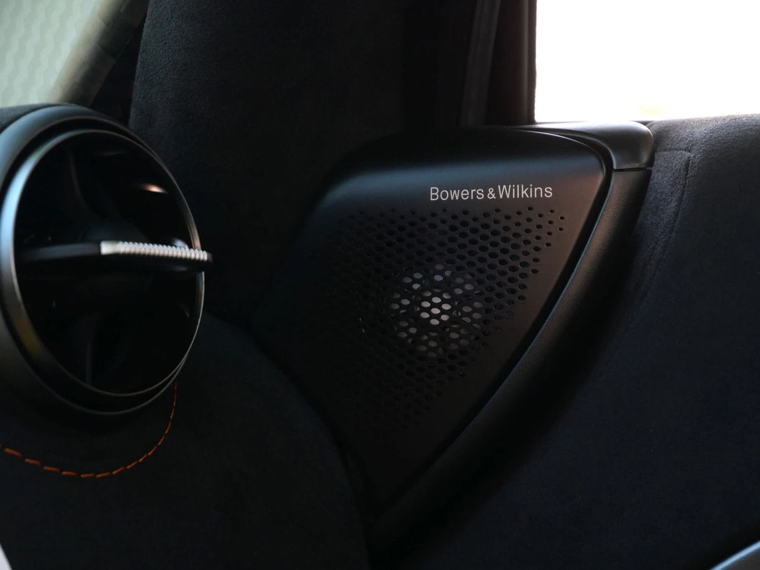 2025 McLaren 750S interior, Carbon Black