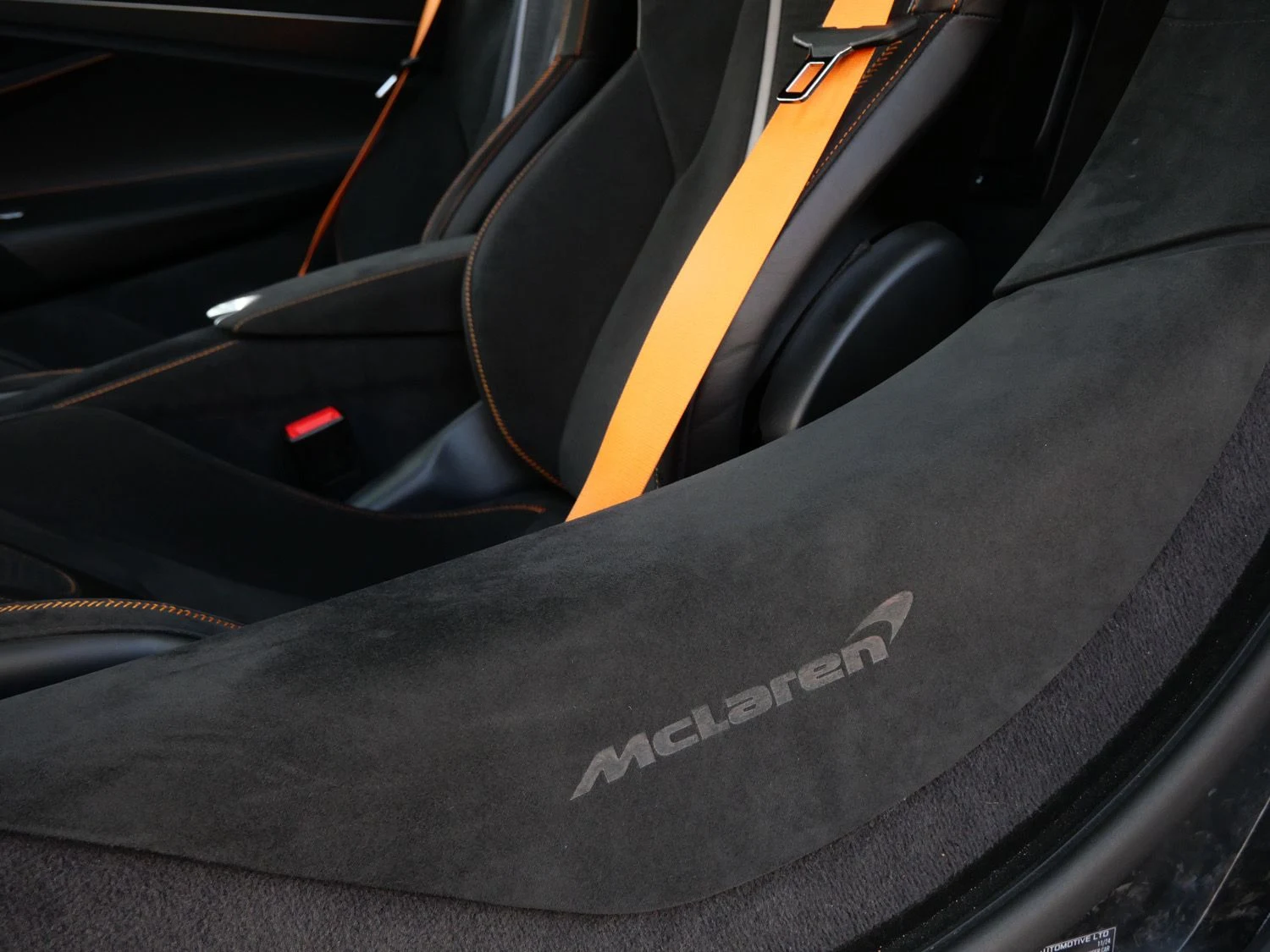 2025 McLaren 750S interior, seats, Carbon Black