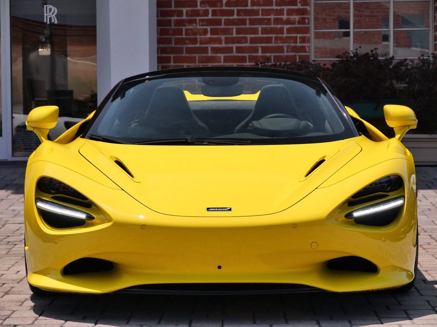 2027 McLaren 750S Spider for sale, exterior, Yellow