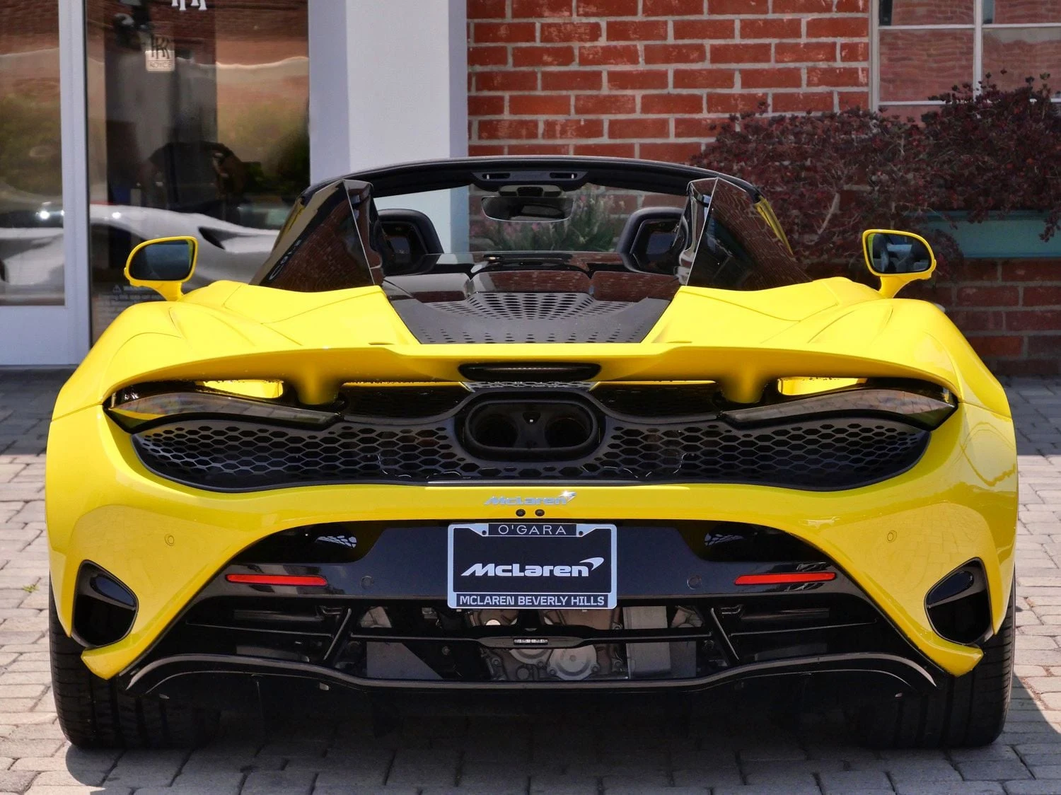 2027 McLaren 750S Spider for sale, exterior, Yellow