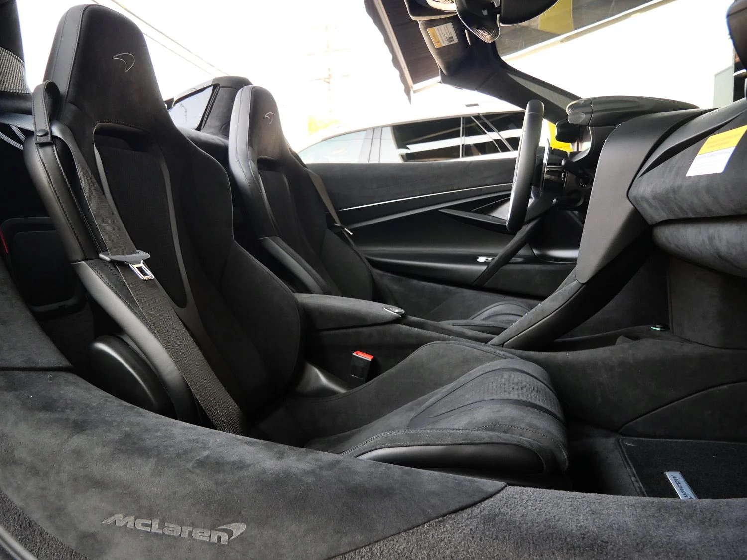 2027 McLaren 750S Spider interior, seats, Carbon Black