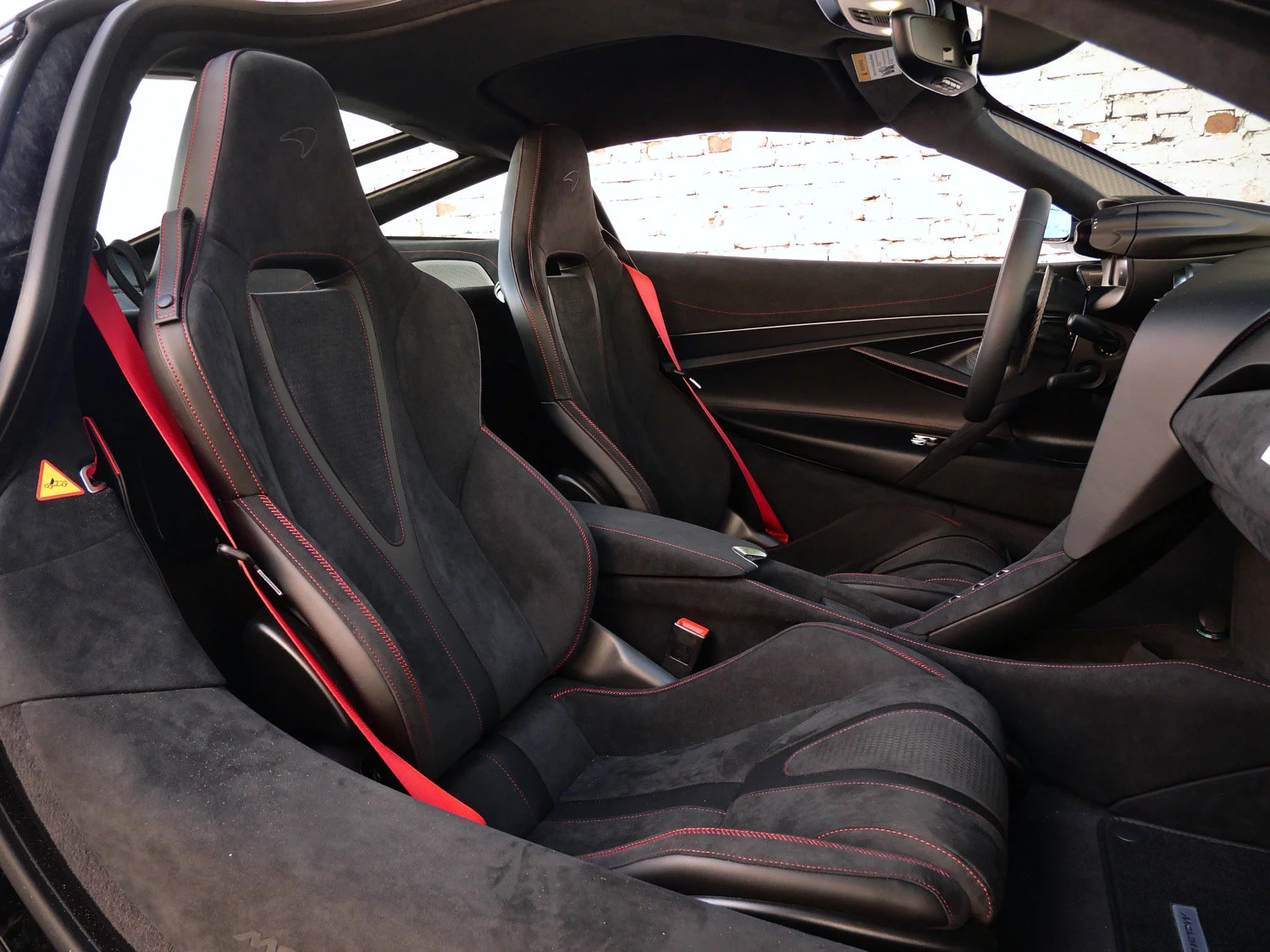 2027 McLaren 750S interior, seats, Carbon Black